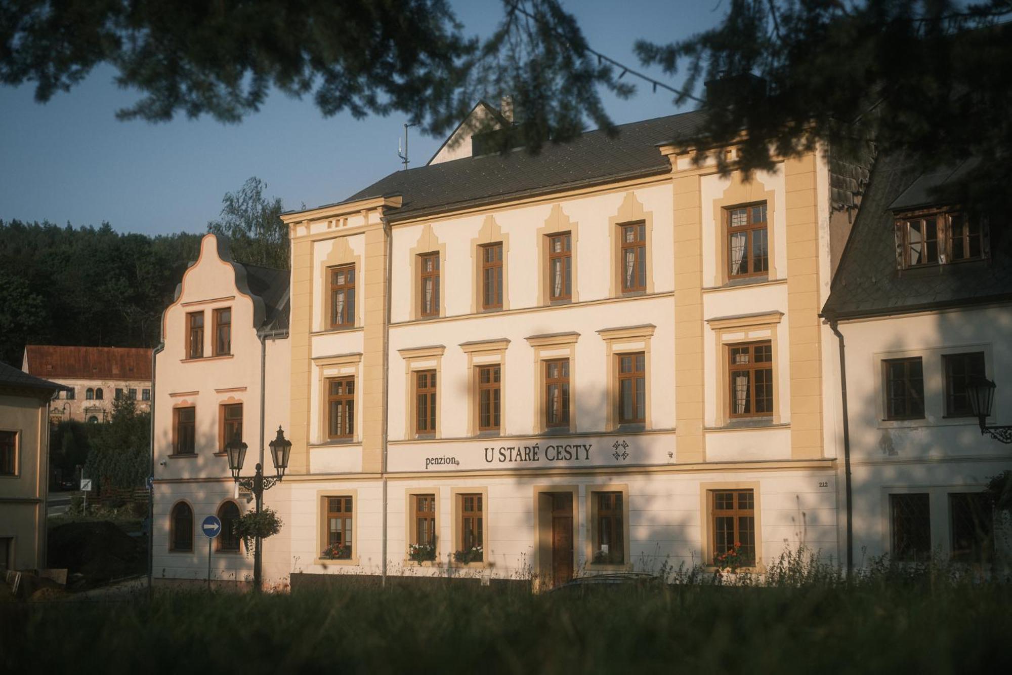 U Stare Cesty Hotel Horní Slavkov Екстериор снимка